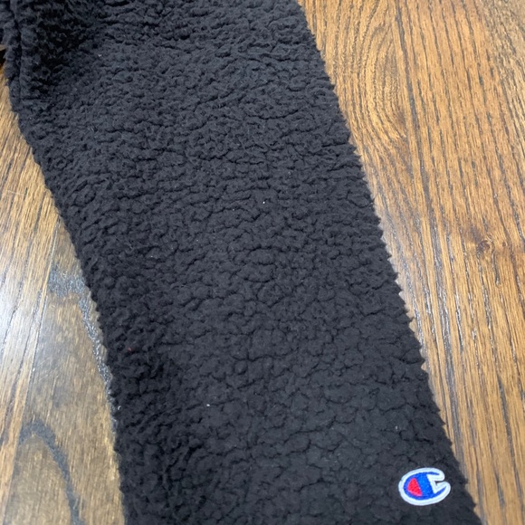 Brand new women’s Champion sweatshirt crew small - Picture 5 of 8